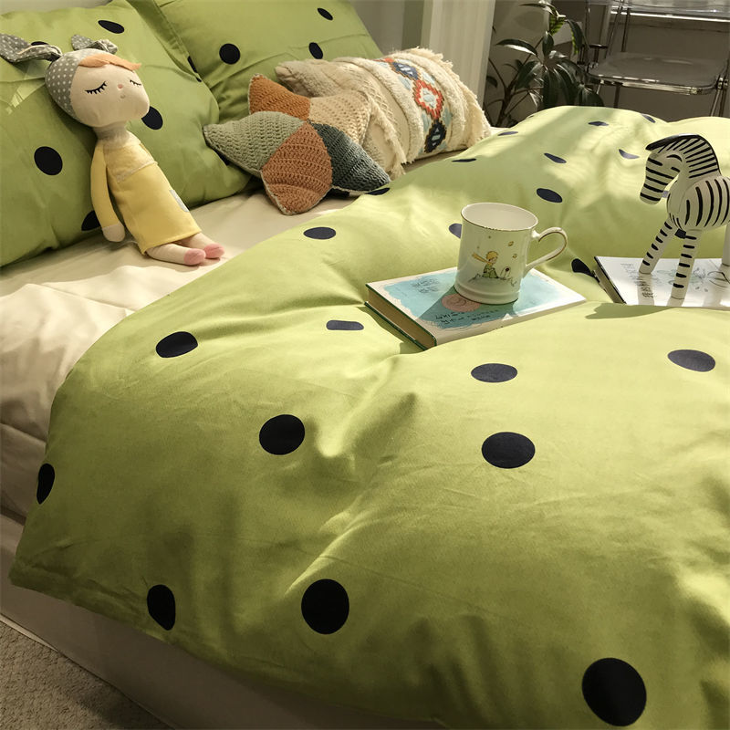 Green Girl's Heart Duvet Cover, Twin Size