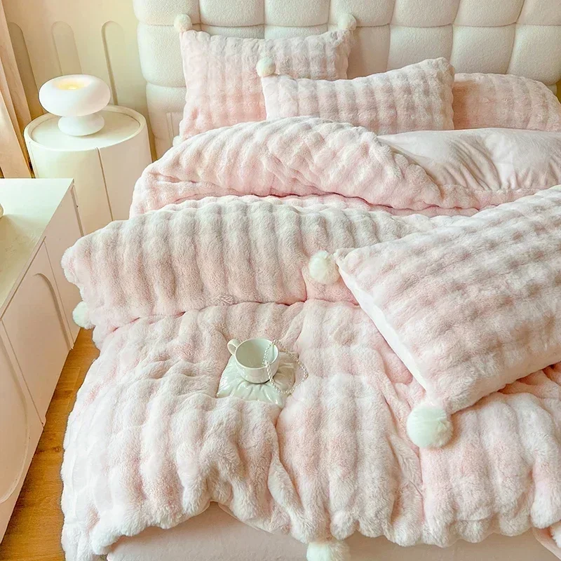 Tuscan Faux Fur Warm Fluffy Bedding Set for Winter Skin